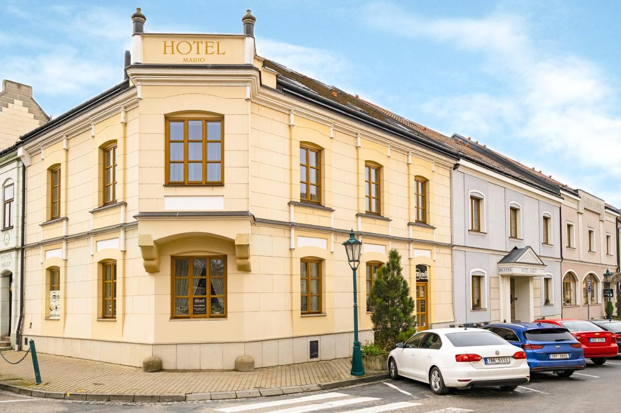 Hotel Mario Lednice Exterior photo